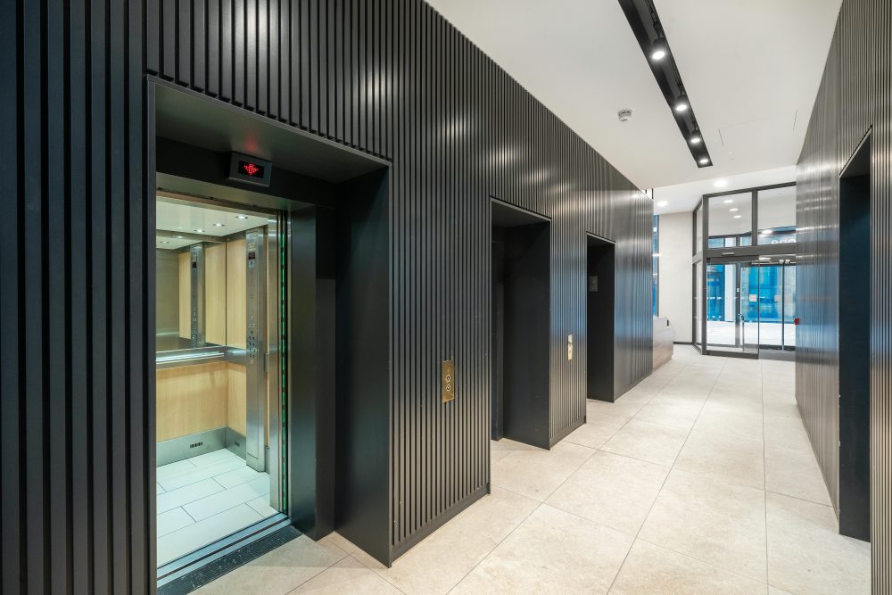 1 Whittington Avenue, London, EC3V 1LE